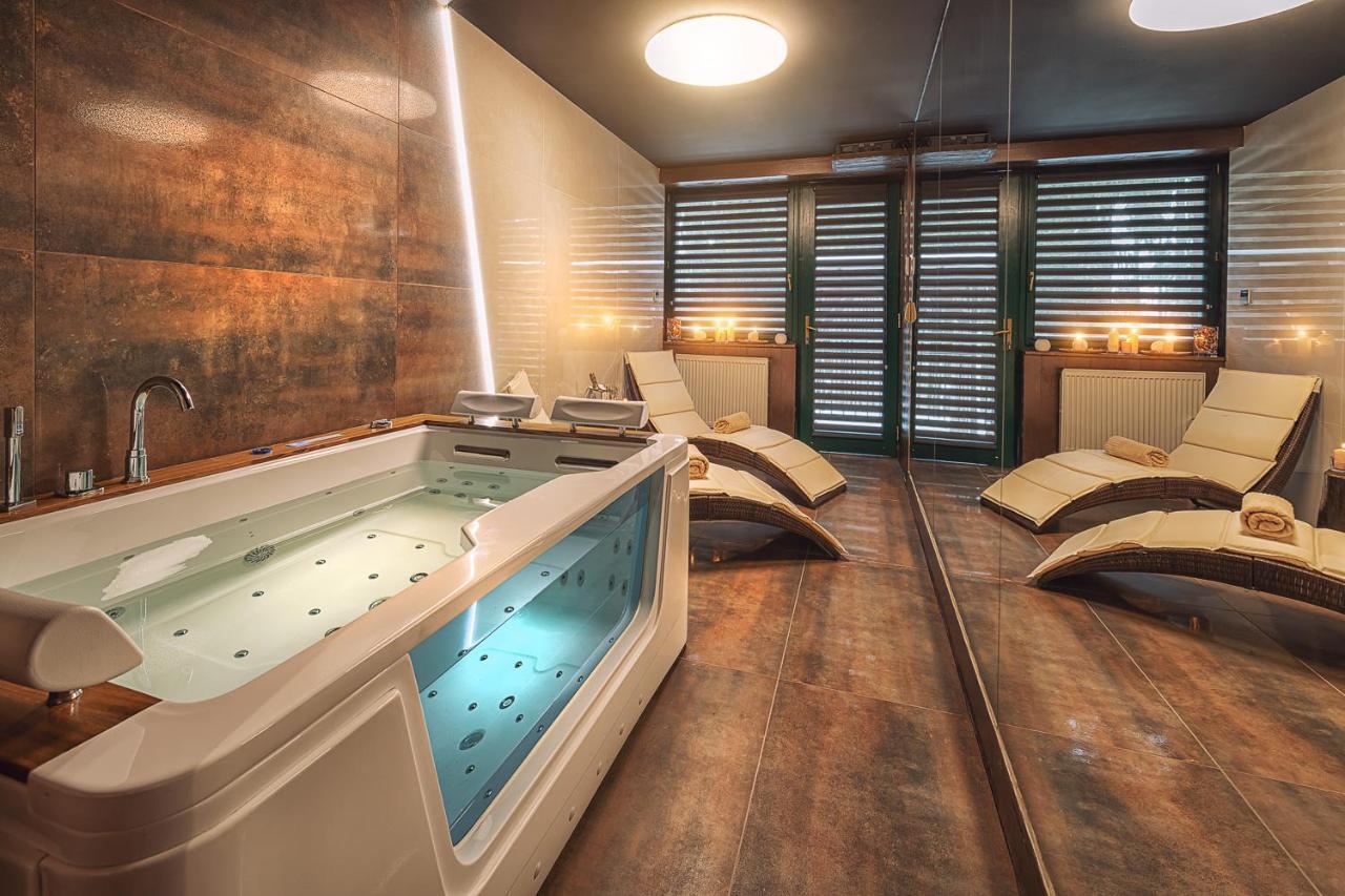 Hotel Tri Studnicky - Adult Friendly Demänovská Dolina Esterno foto